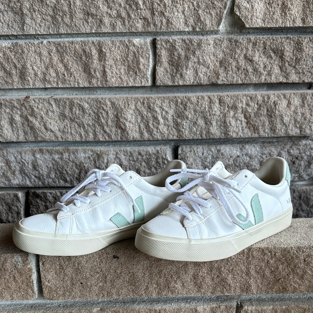Veja Campo Leather Sneakers Women’s Size 7 White & Mint